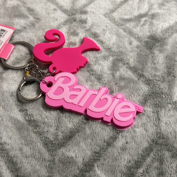 Barbie pink keychain! - Picture 3 of 3